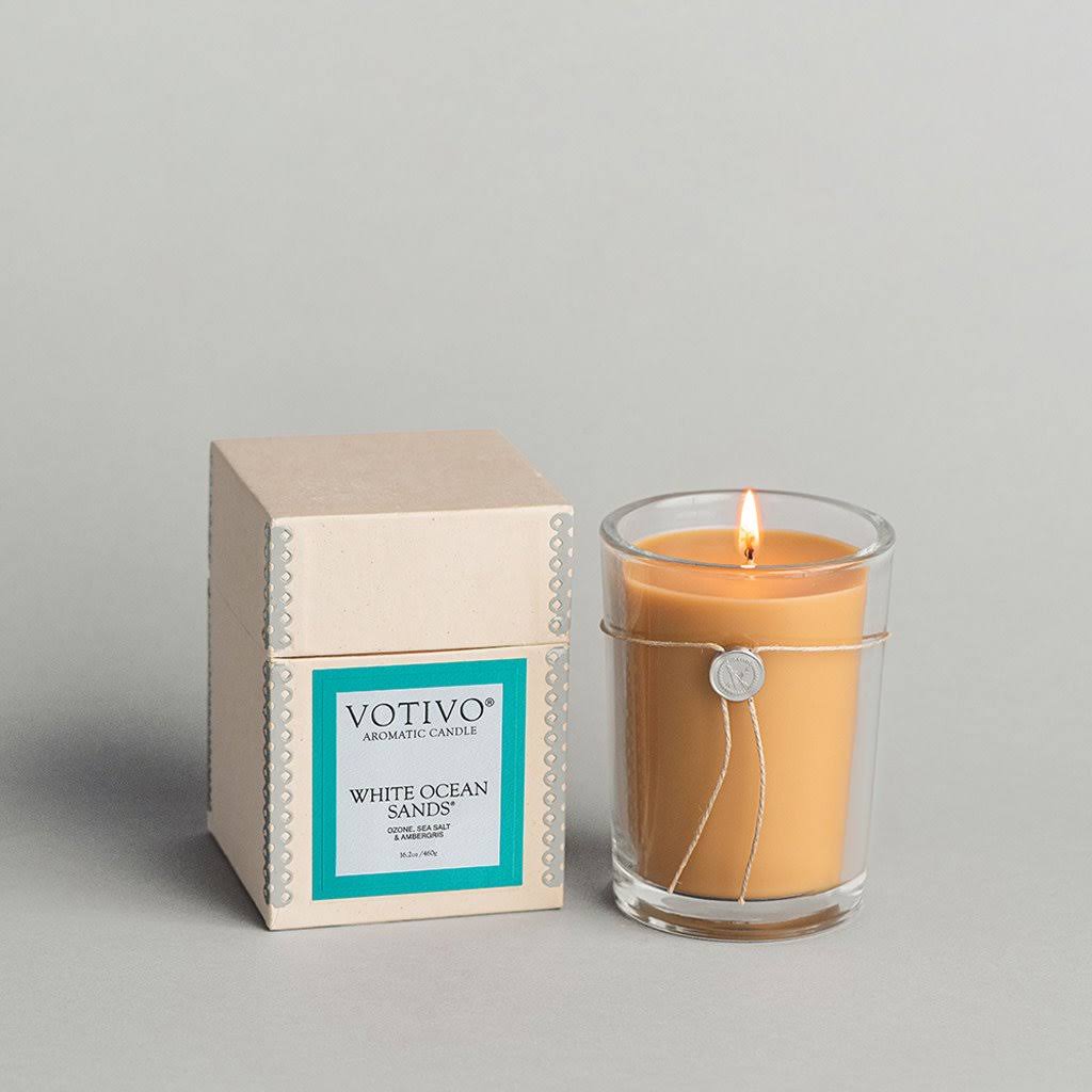 White Large Candle Q912