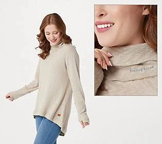 Slub Knit Turtleneck with Raw Edges Y85634