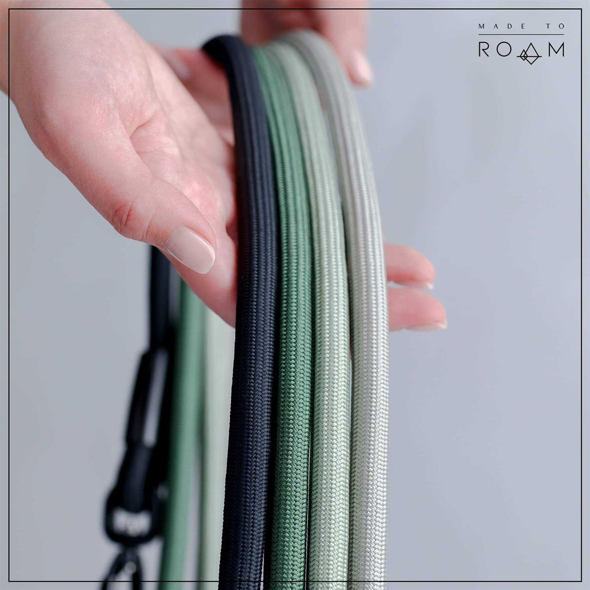 Ultra Soft Dog Leash with Carabiner I287