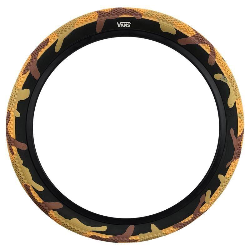 20 x 2.4 Clincher Wire Red Camo/Black Tire Y636200
