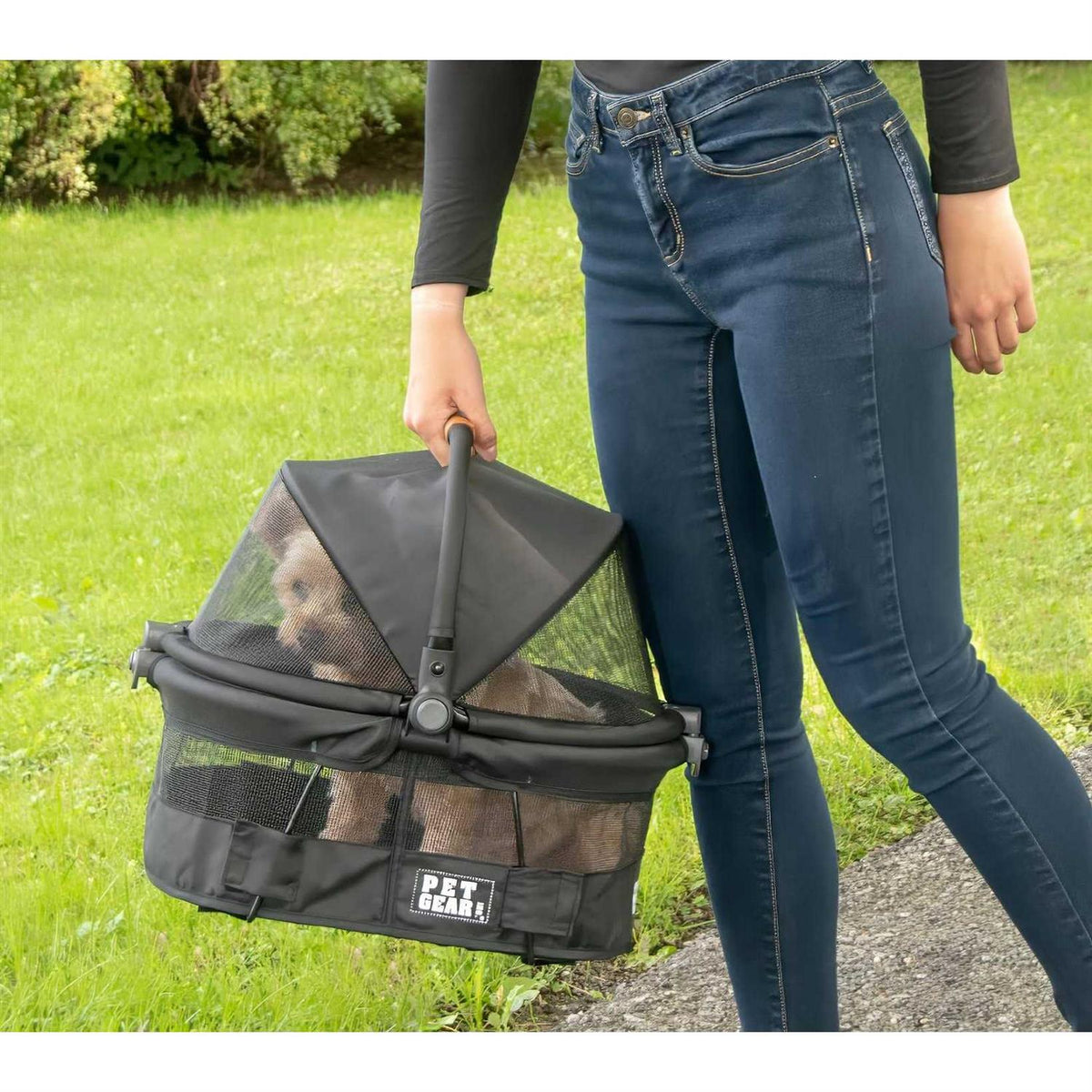 Pet Carrier M5610